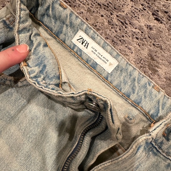 Zara TRF Cargo Baggy WideLeg
Cargo Jeans - Picture 5 of 7